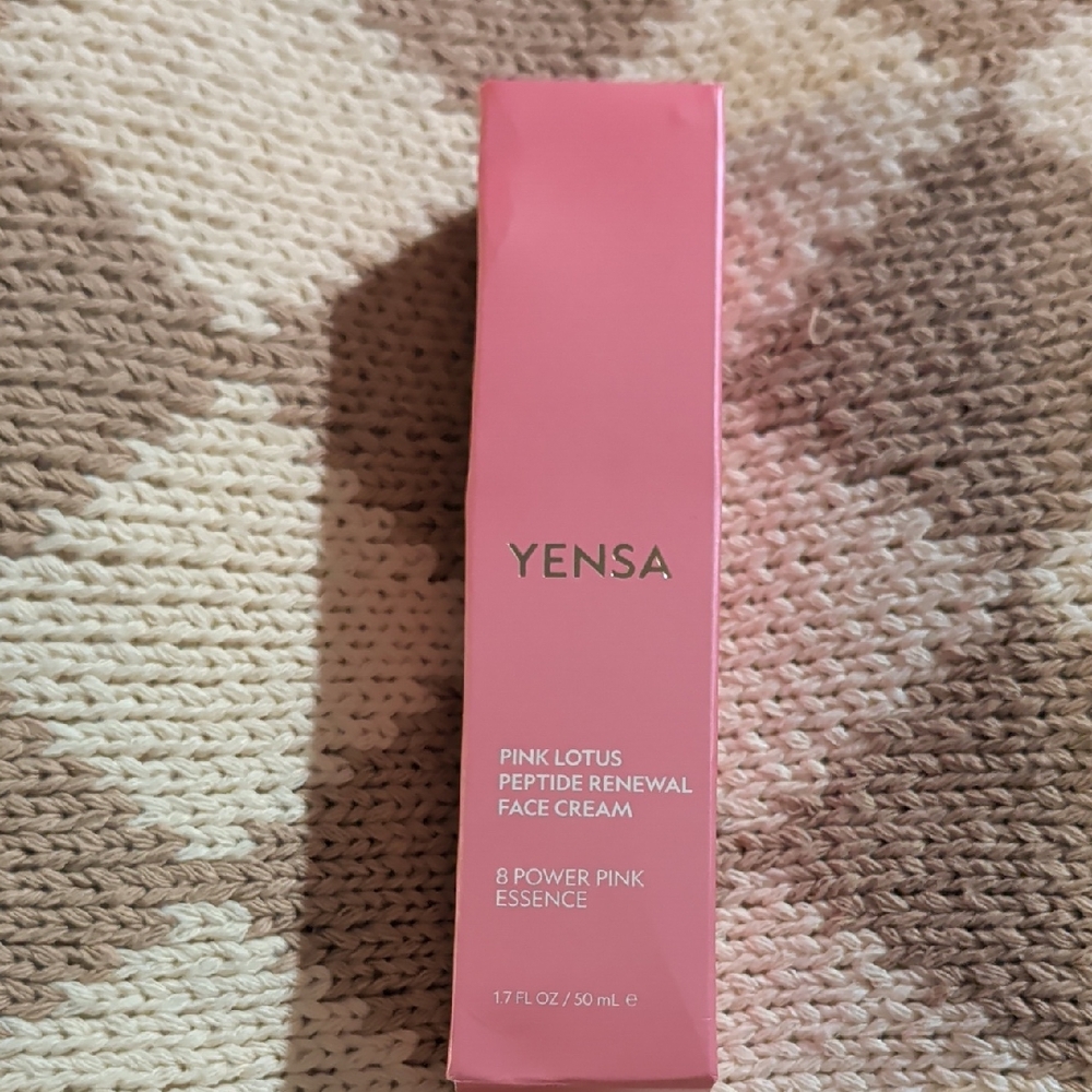 Yensa Pink Lotus Peptide Renewal Face Cream